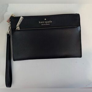 Kate Spade New York Staci medium wristlet black saffiano leather clutch wallet